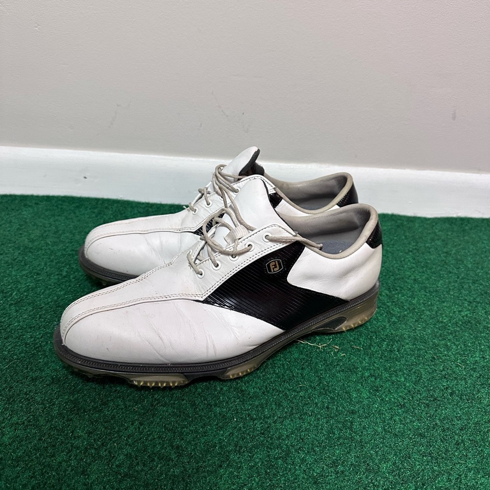 FootJoy White and Black Athletic Golf Shoes with Classic Design